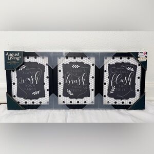 Black and White Bathroom Wall Art‎ Set